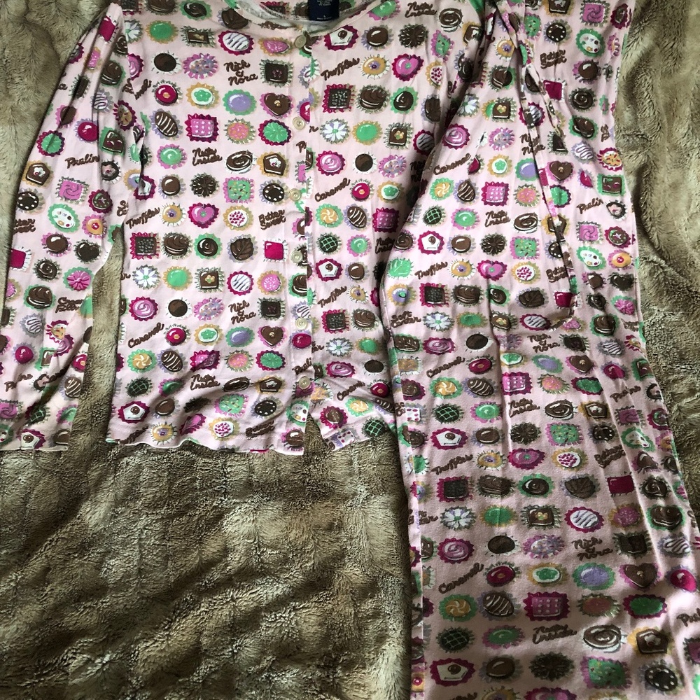 NICK&NORA SWEETS PJS, RARE SZ XL, EUC, SWEETS THROUGHOUT, JERSEYW/SOME GLITTER…